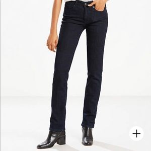 Levis Demi curve low rise jeans